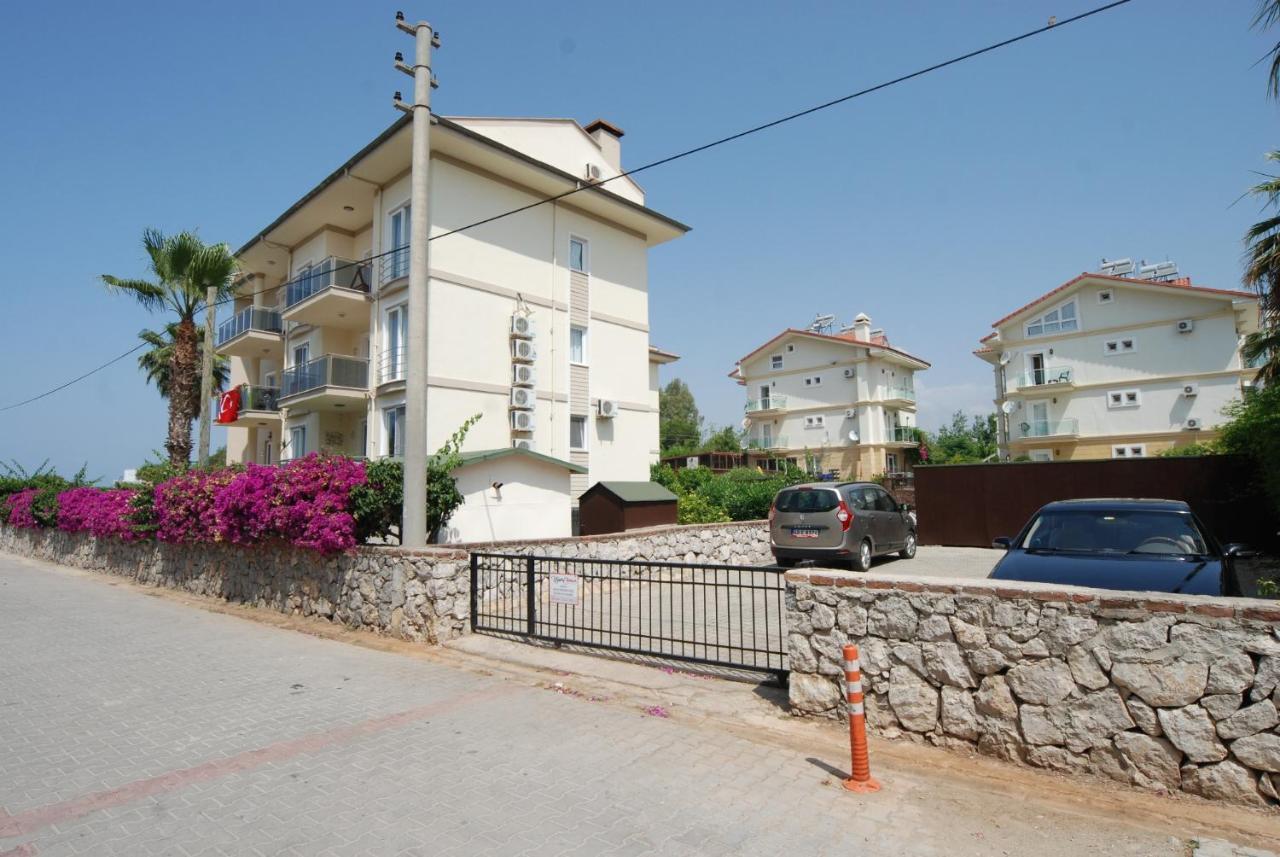 Saros Apartments Calis Beach Fethiye Extérieur photo
