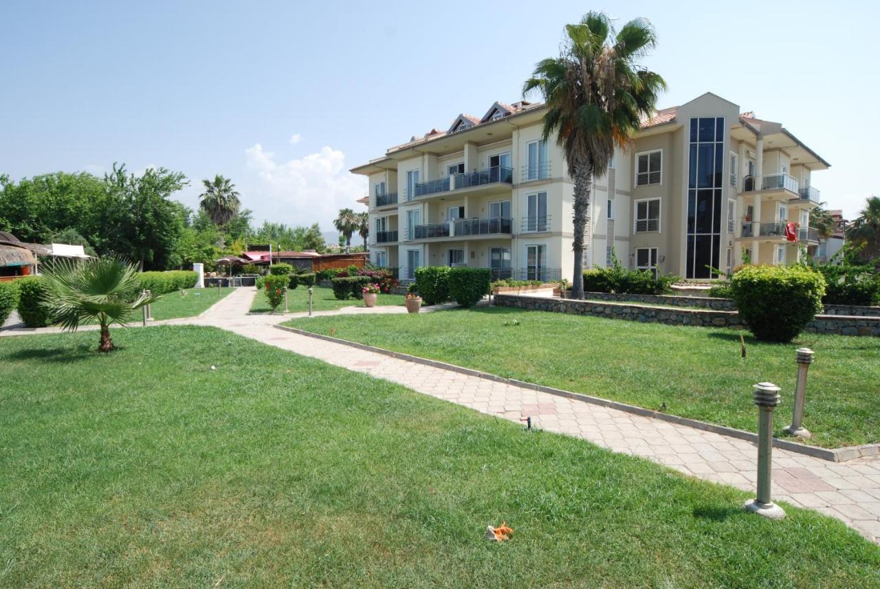 Saros Apartments Calis Beach Fethiye Extérieur photo