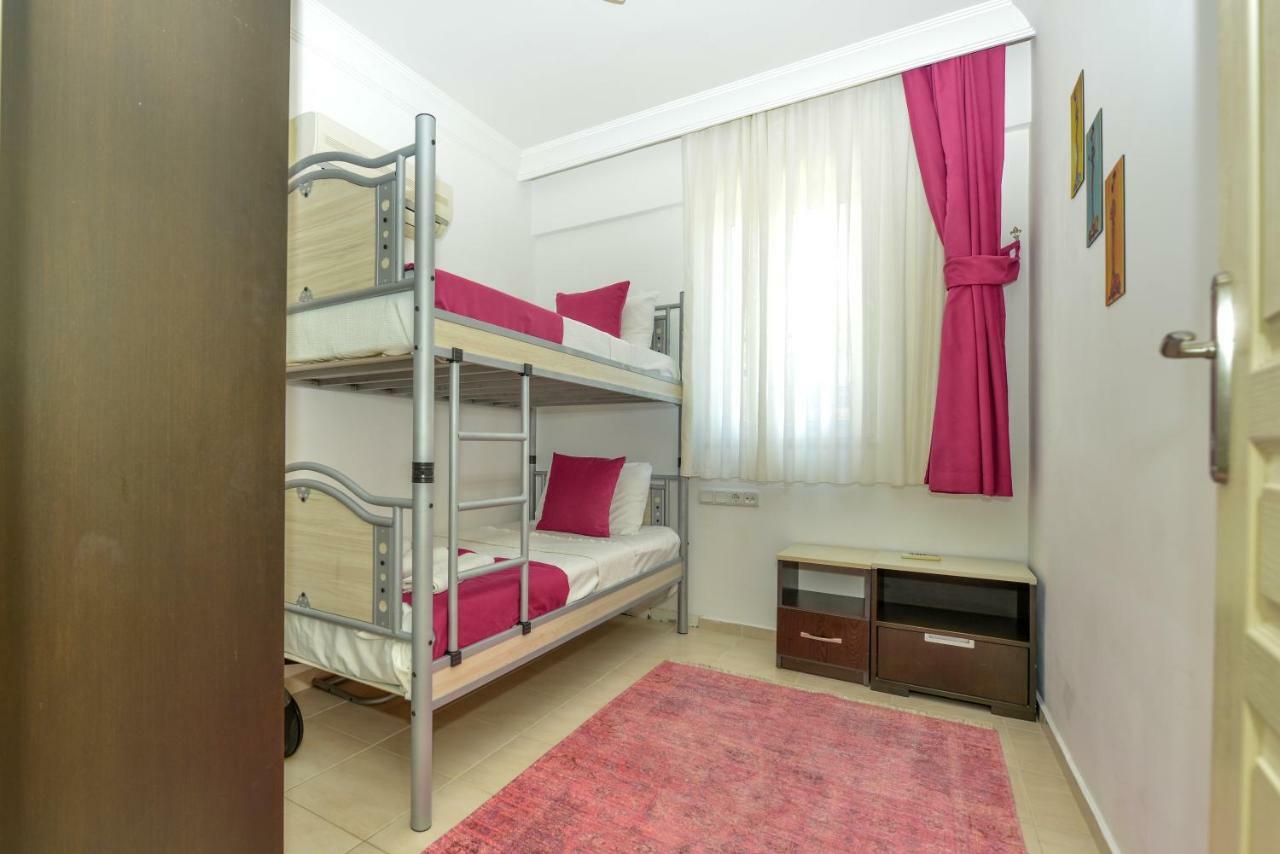 Saros Apartments Calis Beach Fethiye Extérieur photo