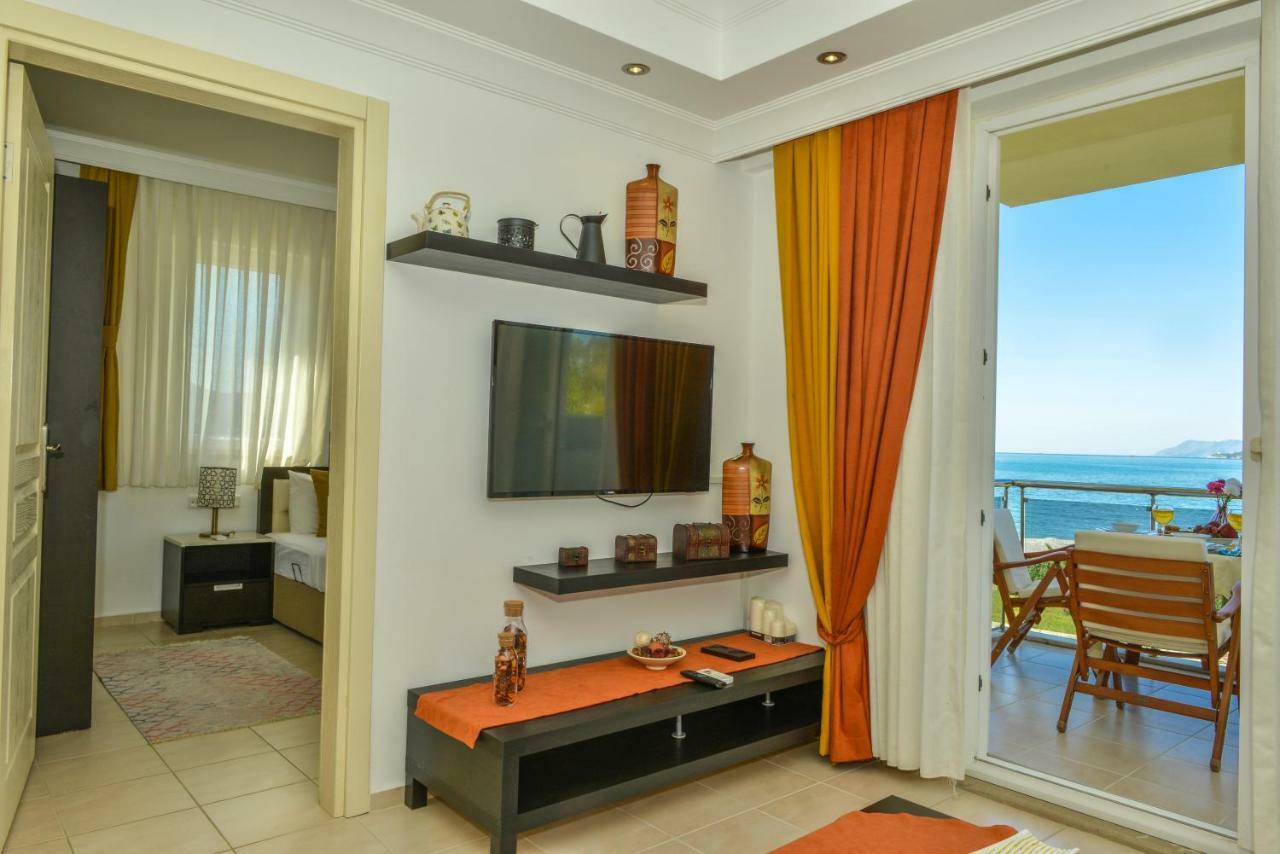 Saros Apartments Calis Beach Fethiye Extérieur photo